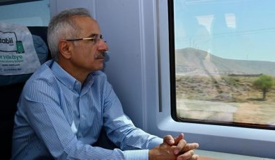 Bakan Uraloğlu: Ankara-Eskişehir YHT’yi 20 milyon 500 bin kişi kullandı