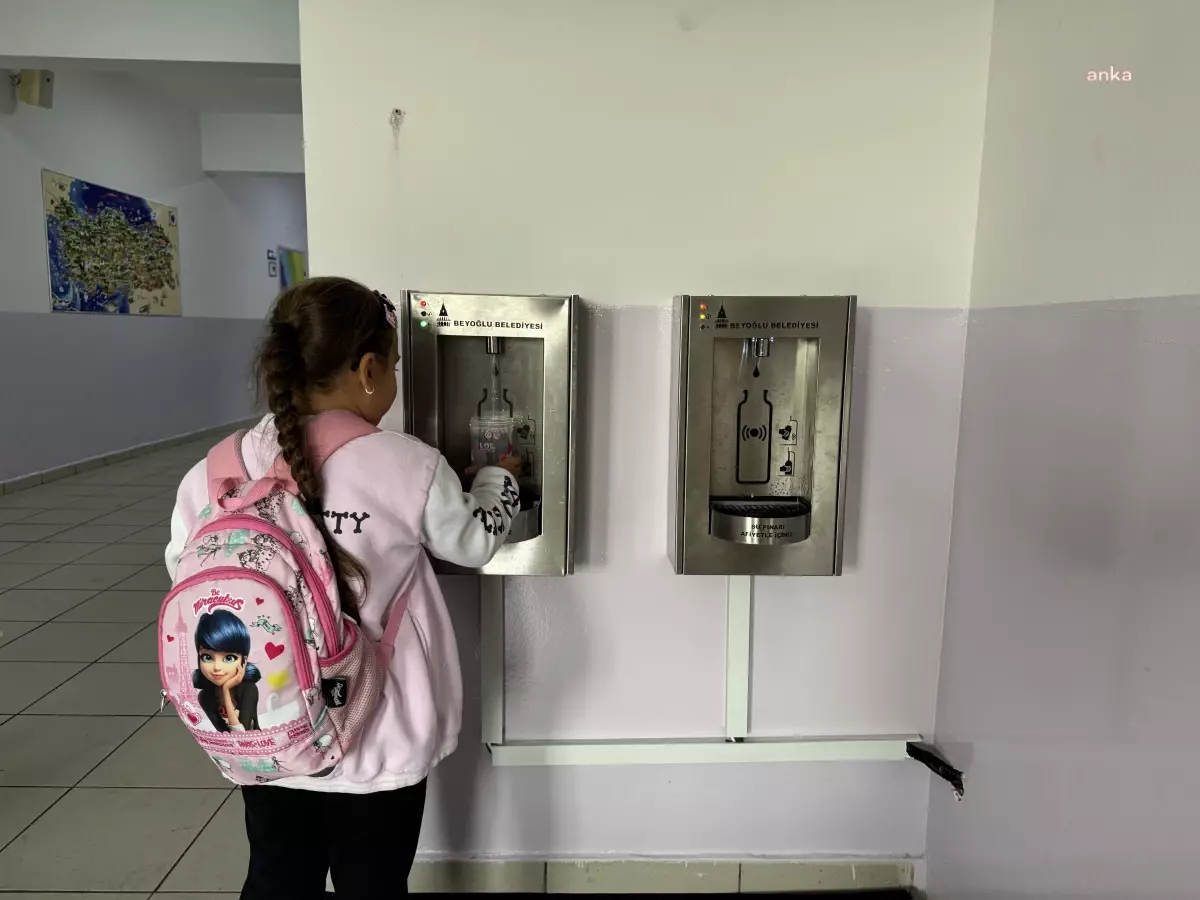 Beyoğlu Belediyesi’nden Öğrencilere Temiz Su Projesi